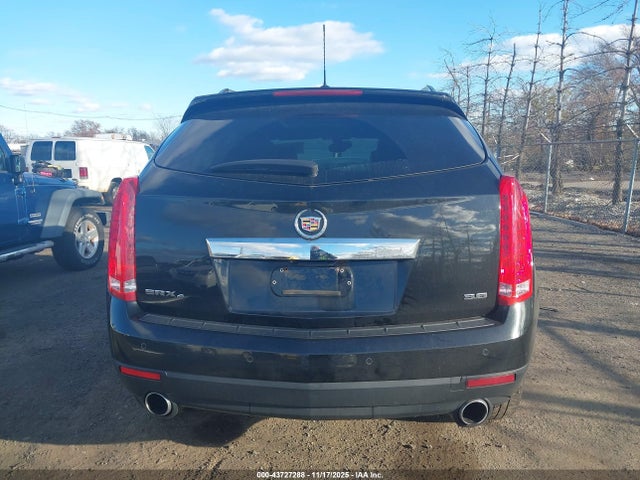 43727288 :رقم المزاد ، 3GYFNEE39GS505477 vin ، 2016 Cadillac Srx Luxury Collection مزاد بيع
