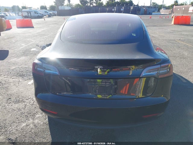 Tesla MODEL 3 2018 5YJ3E1EA0JF008446 Image 15