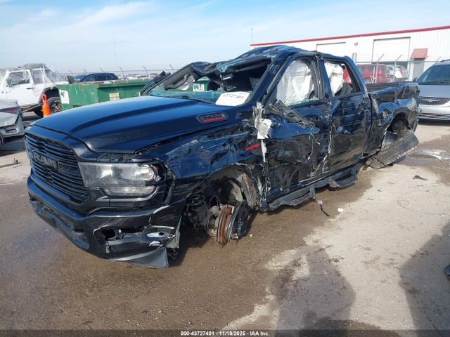 3C6UR5DL4MG534586 RAM 2500 Big Horn 4x4 6&#039;4 Box