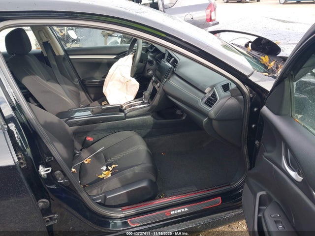 Продажа на аукционе авто 2018 Honda Civic Lx, vin: 19XFC2F6XJE033041, номер лота: 43727411
