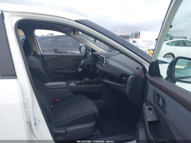 2022 NISSAN ROGUE 5N1BT3AA9NC702604 Photo 4