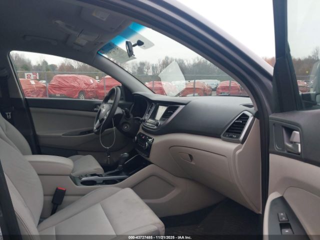 2018 HYUNDAI TUCSON KM8J3CA4XJU681563 Photo 4