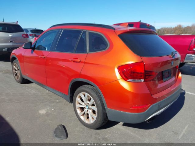 2013 BMW X1 WBAVL1C5XDVR86282 Photo 2