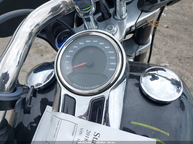 2018 HARLEY-DAVIDSON FLSB 1HD1YMJ68JC054944 Photo 6