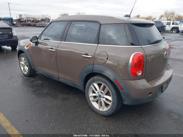 2013 MINI COUNTRYMAN WMWZB3C58DWM31325 Photo 2