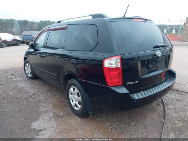 2010 KIA SEDONA KNDMG4C32A6359861 Photo 2