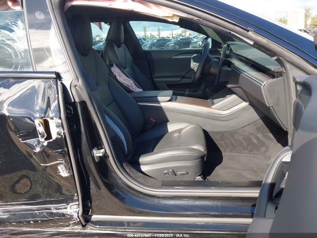 2023 TESLA MODEL S 5YJSA1E5XPF516491 Photo 4
