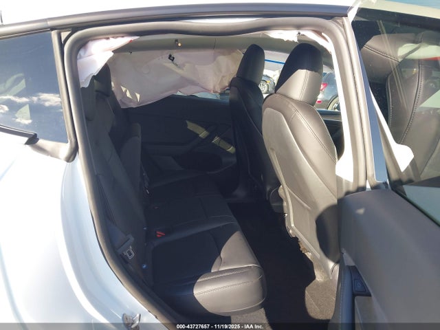 2025 TESLA MODEL Y 7SAYGDED4SF281065 Photo 7