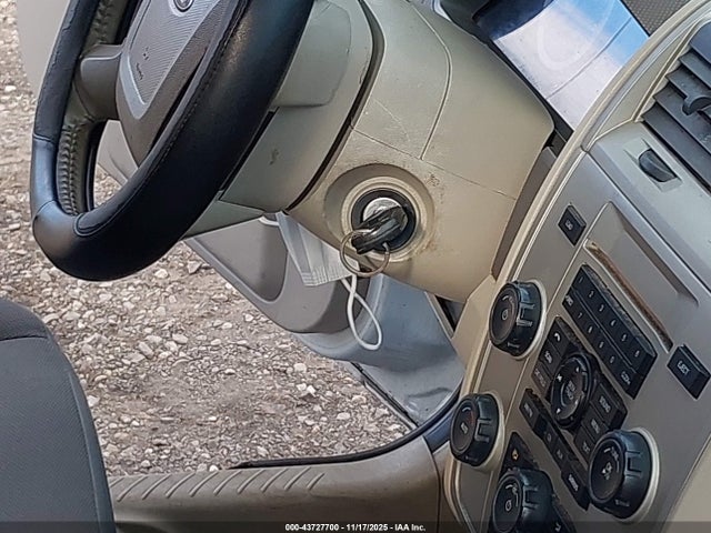 43727700 :رقم المزاد ، 1FMCU59349KC05460 vin ، 2009 Ford Escape Hybrid Limited مزاد بيع
