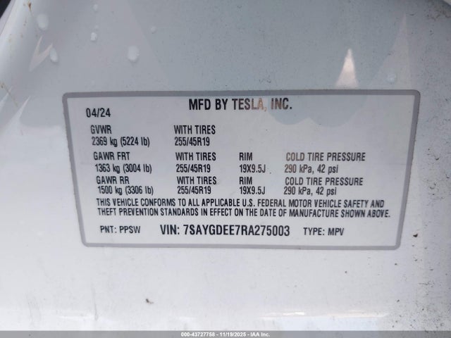 2024 TESLA MODEL Y 7SAYGDEE7RA275003 Photo 8
