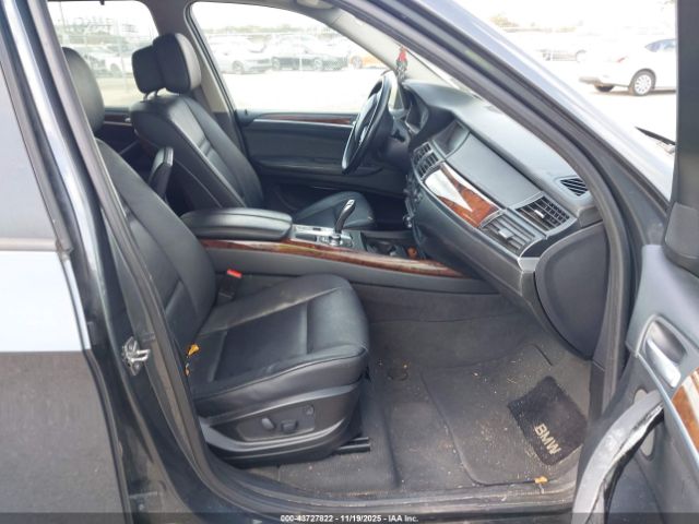 2011 BMW X5 5UXZV4C54BL406161 Photo 4