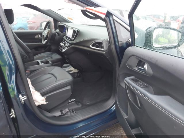 2025 CHRYSLER PACIFICA 2C4RC1BG4SR535792 Photo 4