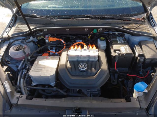 2016 VOLKSWAGEN E-GOLF WVWPP7AU1GW912678 Photo 9