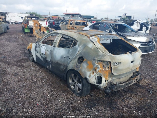 2023 MAZDA MAZDA3 JM1BPALM4P1618256 Photo 2