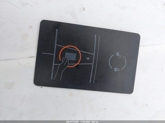 2021 TESLA MODEL Y 5YJYGDEE2MF091399 Photo 10