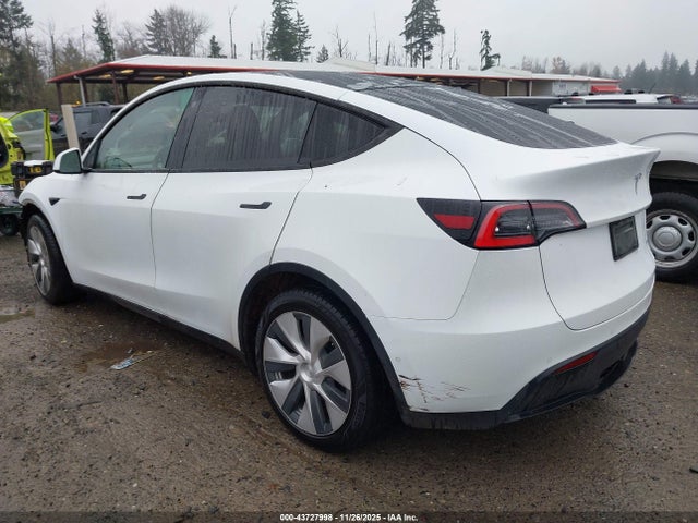 2021 TESLA MODEL Y 5YJYGDEE2MF091399 Photo 2