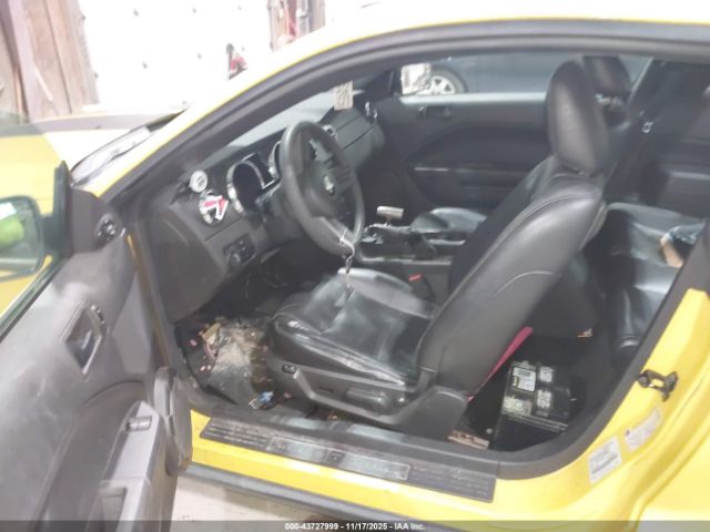 2005 FORD MUSTANG 1ZVFT80N355152521 Photo 4