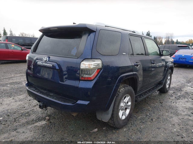 2018 TOYOTA 4RUNNER JTEBU5JRXJ5483729 Photo 3