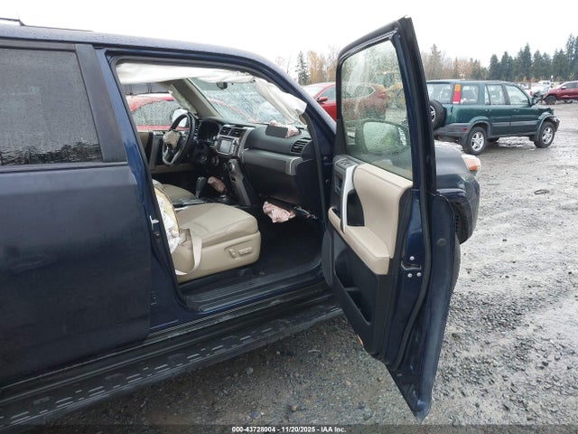 2018 TOYOTA 4RUNNER JTEBU5JRXJ5483729 Photo 4