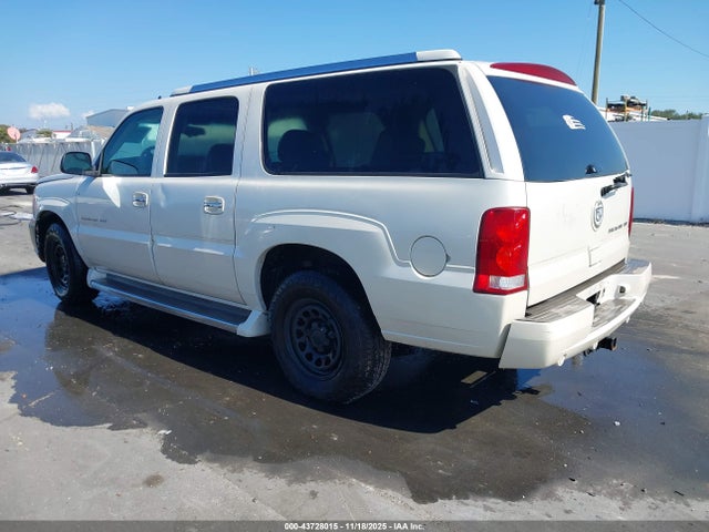 2006 CADILLAC ESCALADE ESV 3GYFK66N36G199117 Photo 2