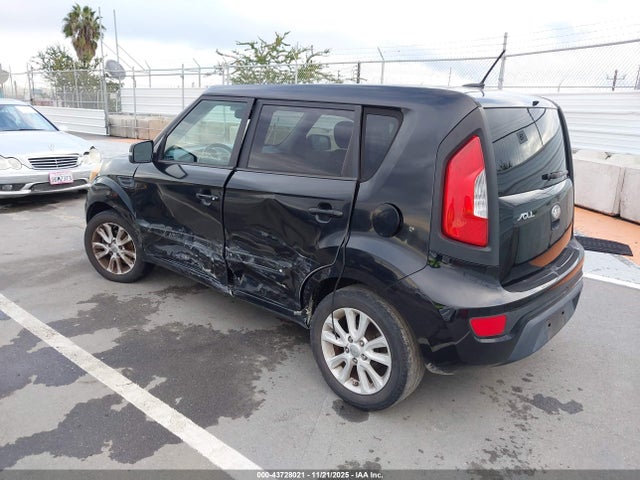 2013 KIA SOUL KNDJT2A69D7486850 Photo 2