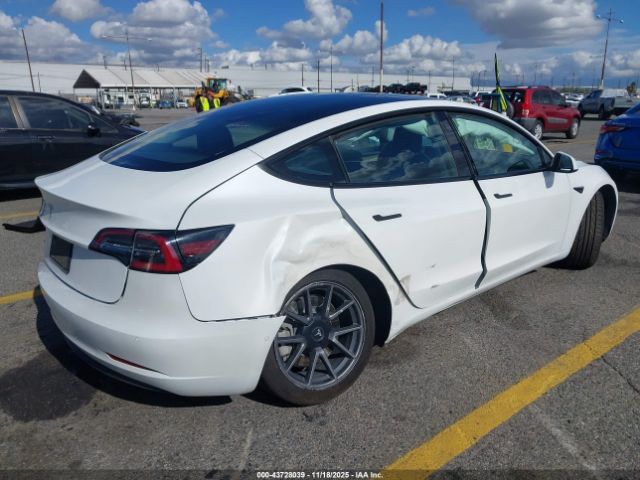 2022 TESLA MODEL 3 5YJ3E1EA6NF101672 Photo 3