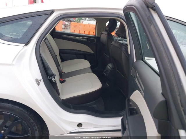 Ford FUSION SE 2019 3FA6P0HD3KR284875 Image 8