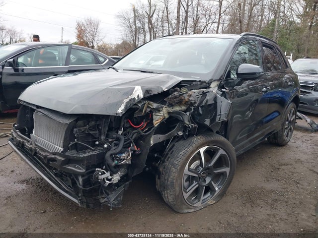 2025 AUDI Q3 WA1EECF37S1033501 Photo 1