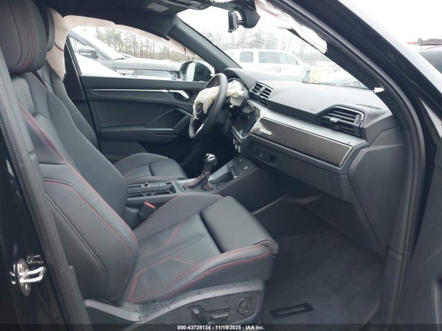 2025 AUDI Q3 WA1EECF37S1033501 Photo 4
