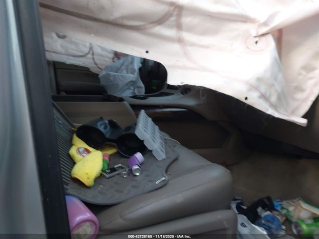 2015 GMC YUKON XL 1500 1GKS1HKC0FR236944 Photo 4