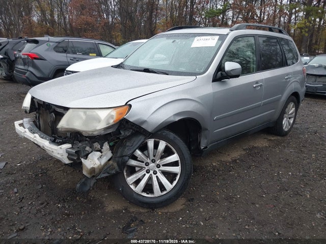 Продажа на аукционе авто 2012 Subaru Forester 2.5x Premium, vin: JF2SHADC4CH464072, номер лота: 43728170