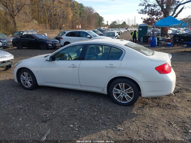2015 Infiniti Q40 მანქანა იყიდება აუქციონზე, vin: JN1CV6AR0FM522789, აუქციონის ნომერი: 43728179
