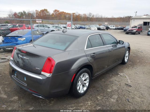 2015 CHRYSLER 300 2C3CCAAG9FH903892 Photo 3