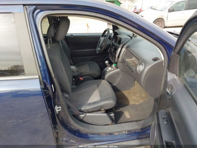 2013 JEEP COMPASS 1C4NJDEB3DD164328 Photo 4