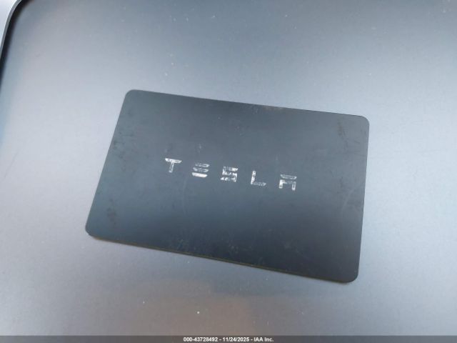 2024 TESLA MODEL Y 7SAYGDEF0RF053690 Photo 10