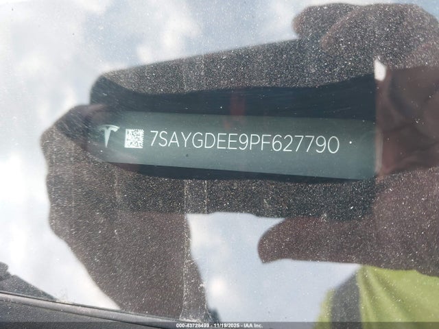 2023 TESLA MODEL Y 7SAYGDEE9PF627790 Photo 8