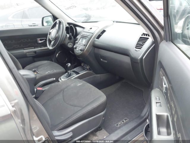 2012 KIA SOUL KNDJT2A67C7410171 Photo 4