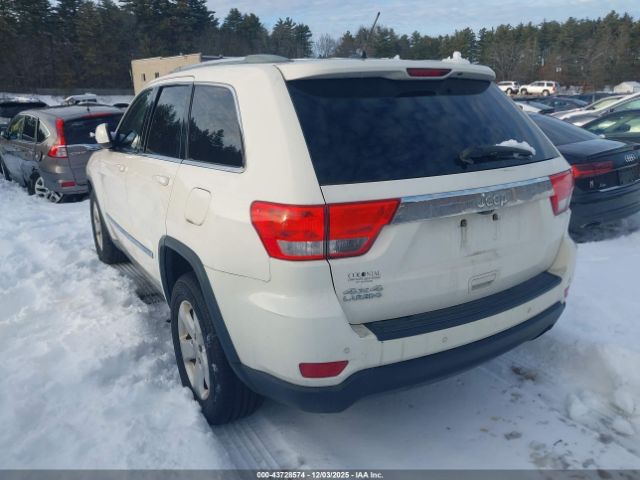 2011 JEEP GRAND CHEROKEE 1J4RR4GG6BC737741 Photo 2