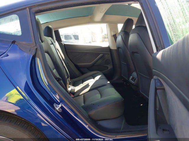 2023 TESLA MODEL 3 5YJ3E1EA7PF574631 Photo 7