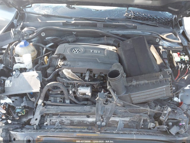 3VW4T7AJ6FM306390 Volkswagen Jetta 2.0t Gli Sel
