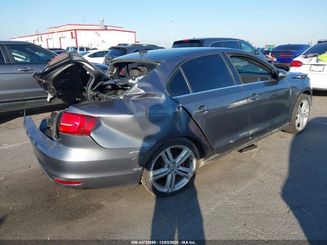 3VW4T7AJ6FM306390 Volkswagen Jetta 2.0t Gli Sel