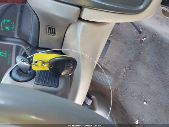 2005 CADILLAC DEVILLE 1G6KD54Y45U203597 Photo 10