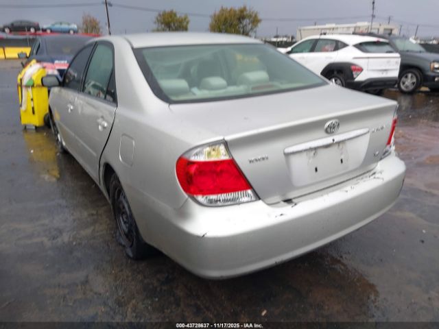 2005 TOYOTA CAMRY 4T1BF30K95U595680 Photo 5