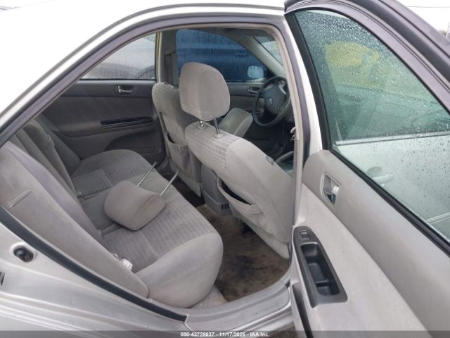 2005 TOYOTA CAMRY 4T1BF30K95U595680 Photo 7