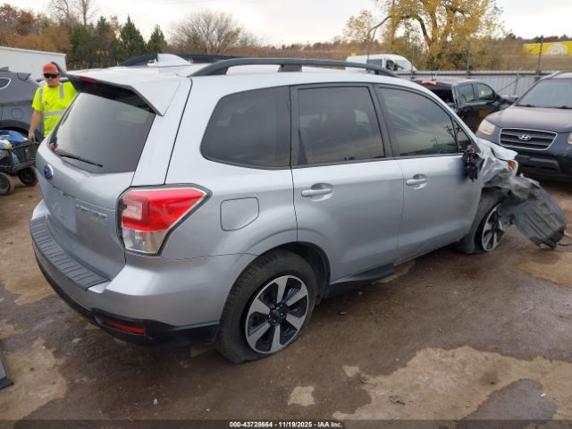 2017 SUBARU FORESTER JF2SJAGC8HH514544 Photo 3