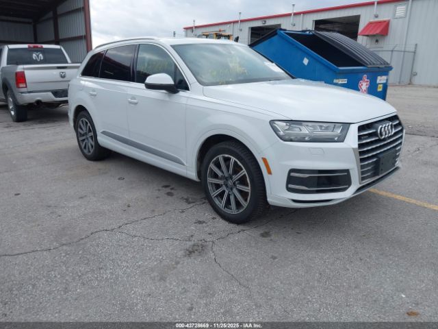 2017 AUDI Q7 WA1VAAF75HD021003