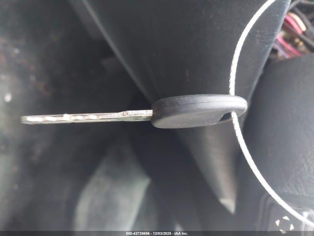 2002 CADILLAC DEVILLE 1G6KE57Y92U183075 Photo 10