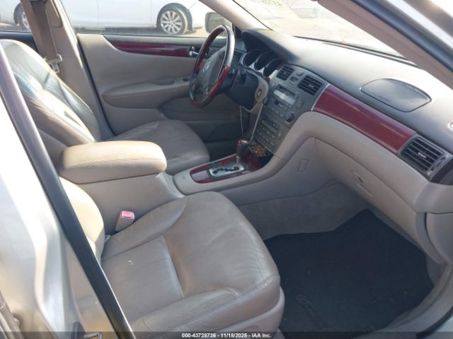 2004 LEXUS ES 330 JTHBA30G545009224 Photo 4