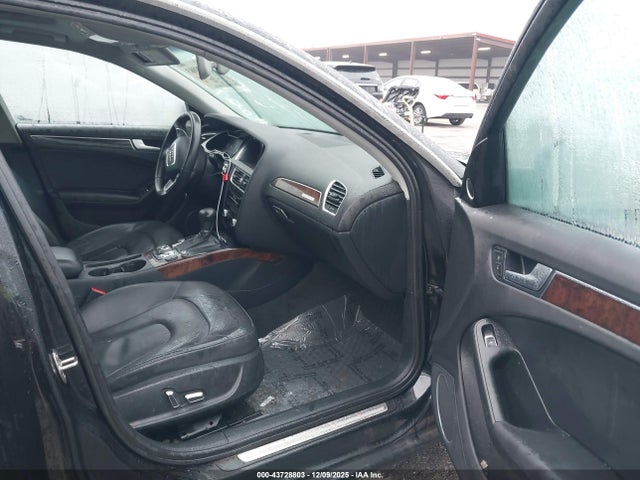 2013 AUDI A4 WAUKFAFL7DN022744 Photo 4