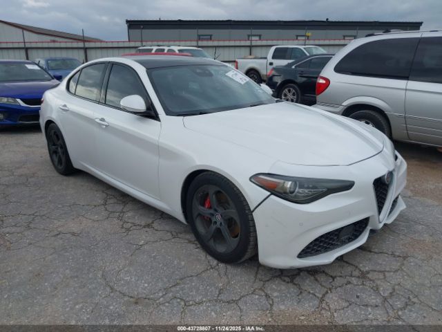2017 ALFA ROMEO GIULIA ZARFAECN8H7561406